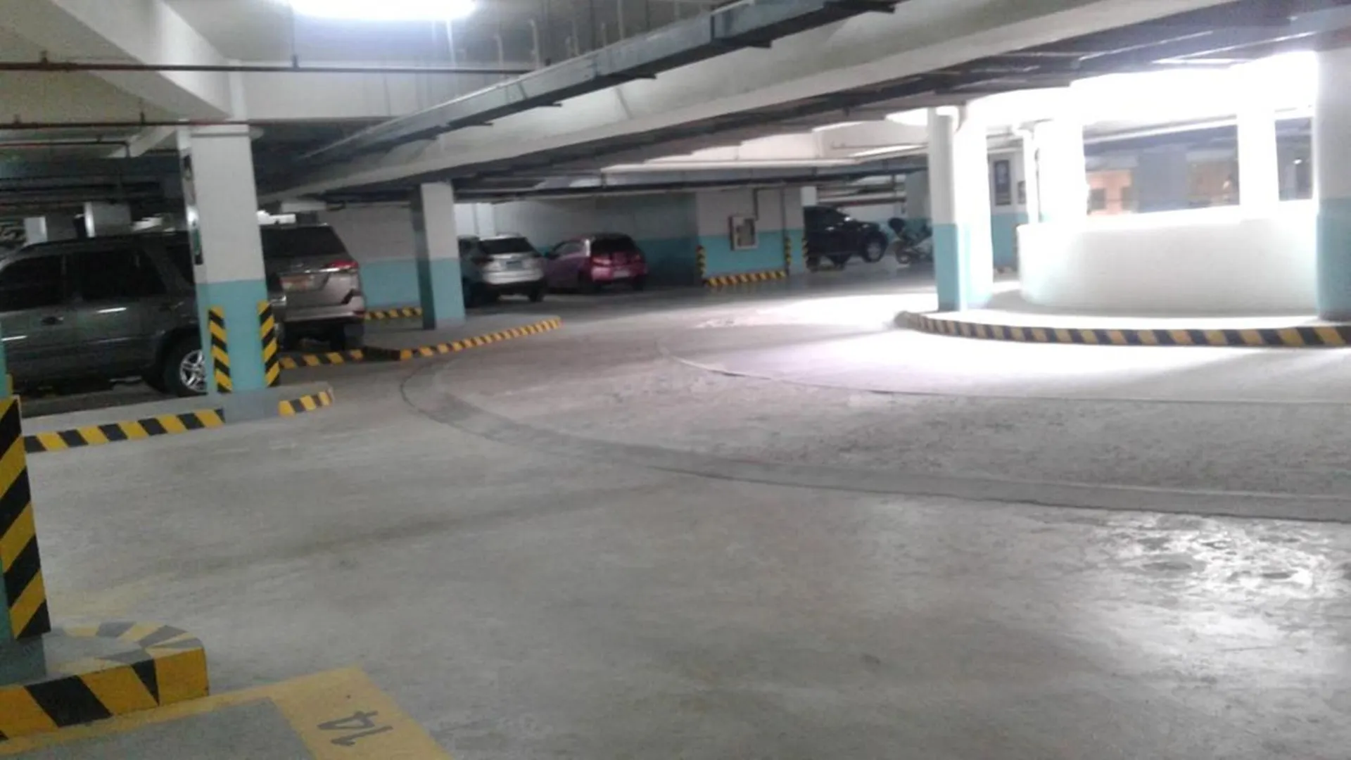 One Palm Tree Apartments Manila
