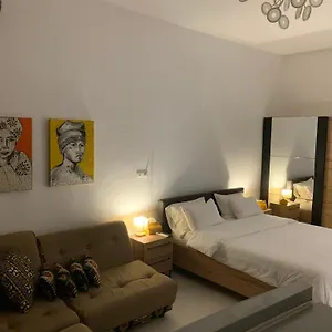 https://chez-rima-studio-tres-chaleureux-f1-tres-bien-situe.hotelsdakar.com
